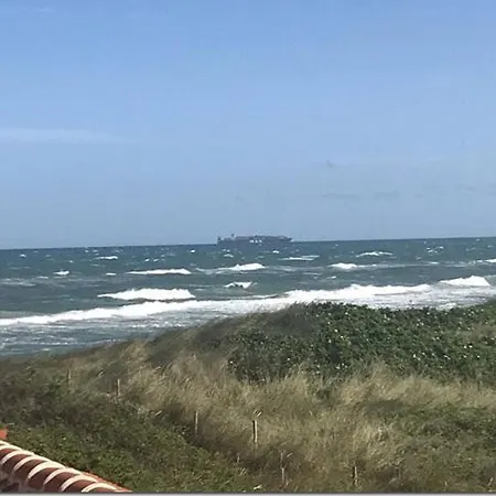Unique With Panoramic View شقة